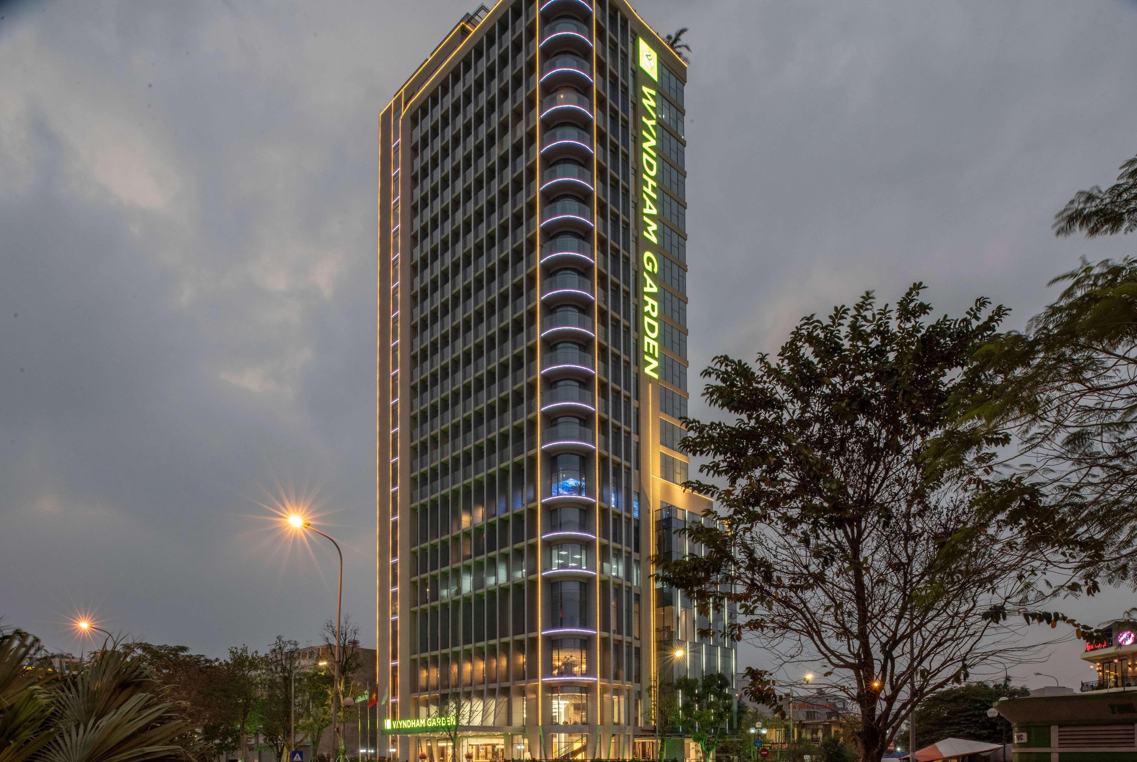 Wyndham Garden Hanoi Exterior photo