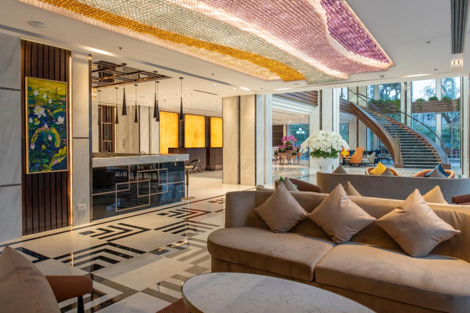 Wyndham Garden Hanoi Exterior photo