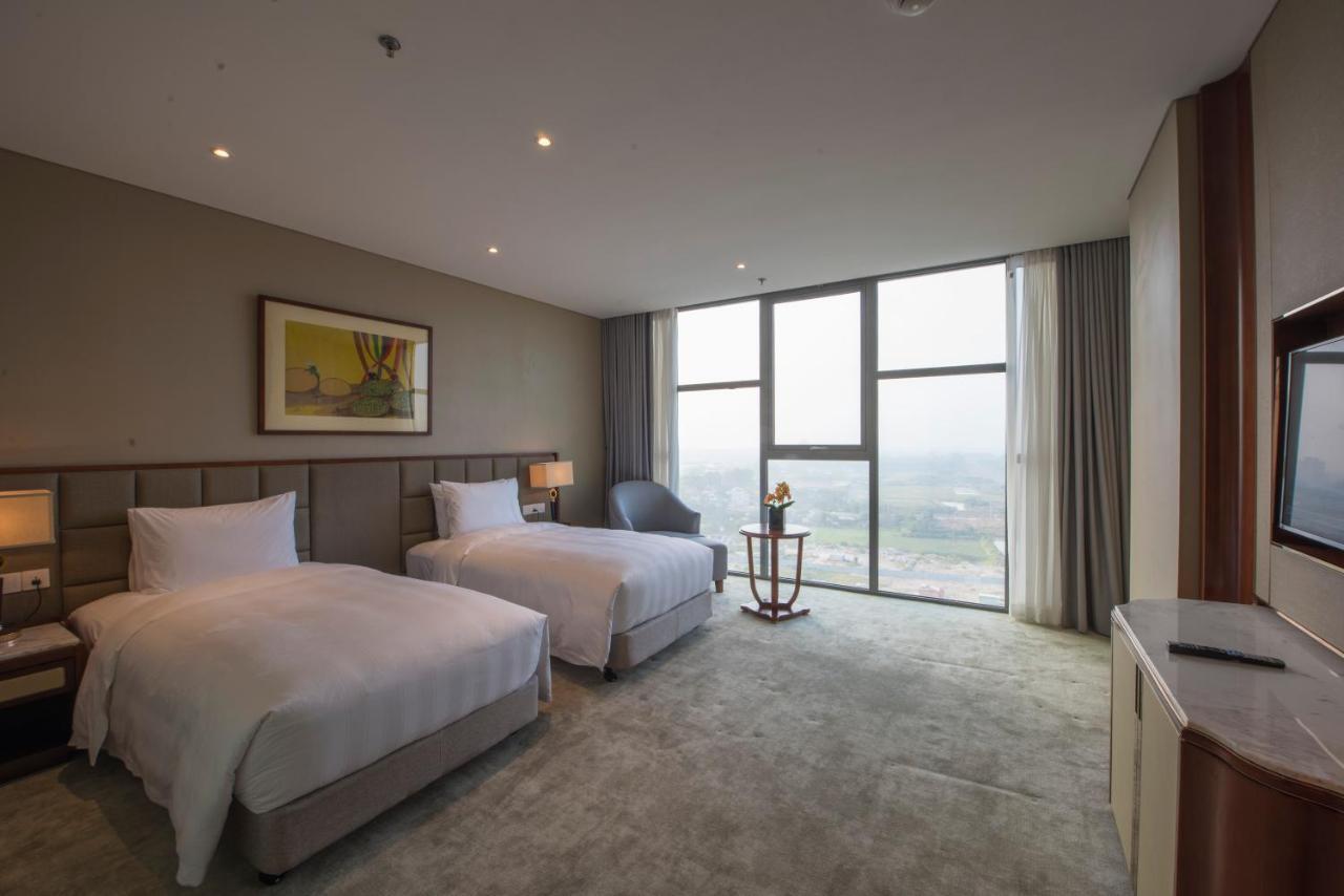 Wyndham Garden Hanoi Exterior photo